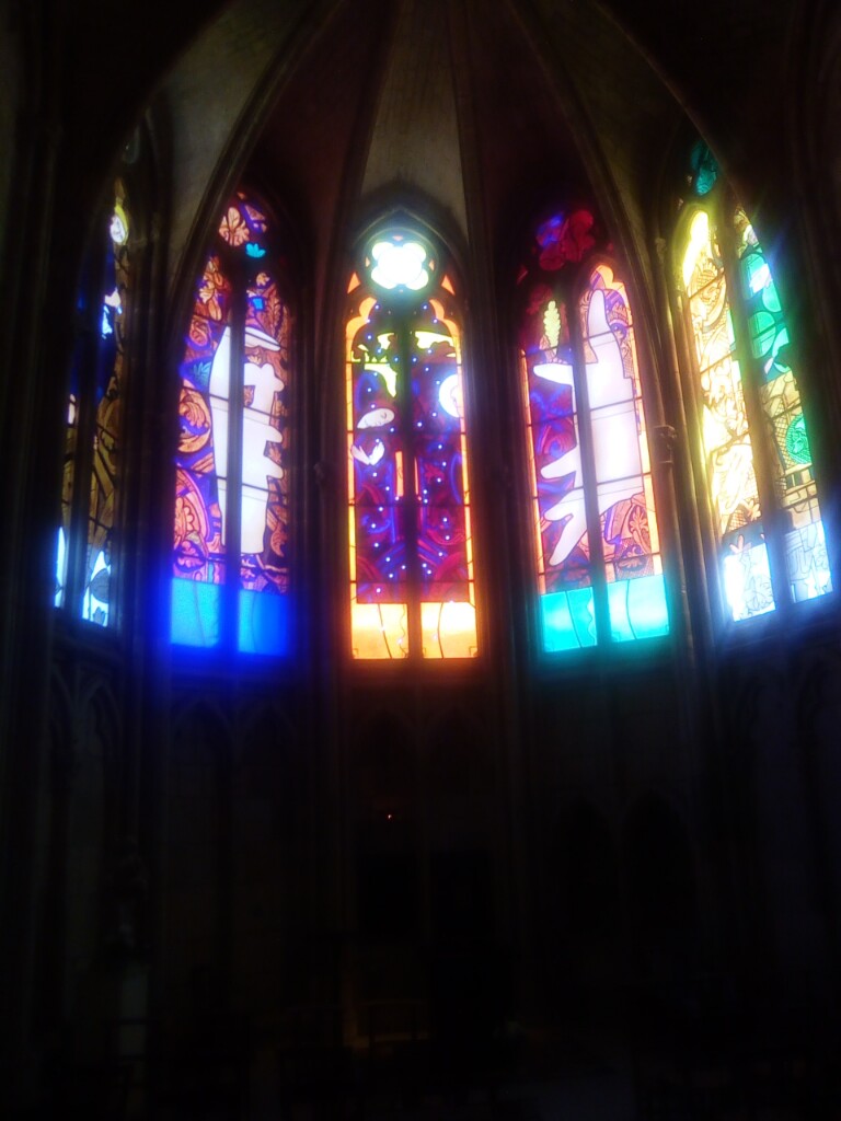 Kirchenfenster Kathedrale Nevers 3